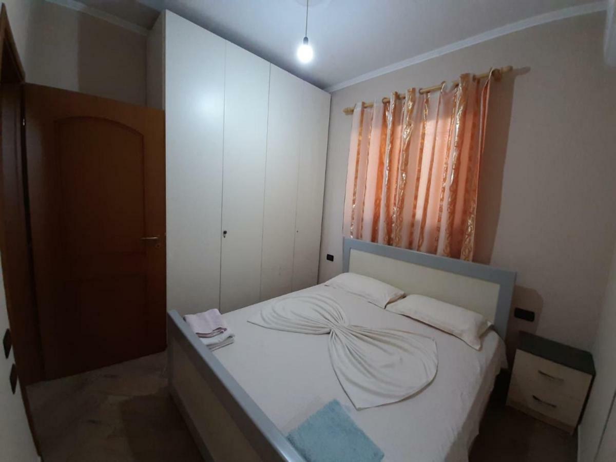 Apartment Demaj Vlorë Eksteriør bilde